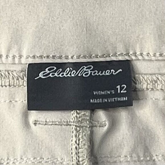 Eddie Bauer Cargo Shorts Womens Size 12 Tan Beige Outdoor - Picture 7 of 9